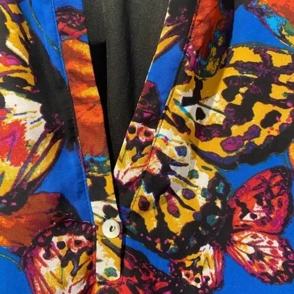 Show me your Mumu Butterfly Top Large - Picture 4 of 7